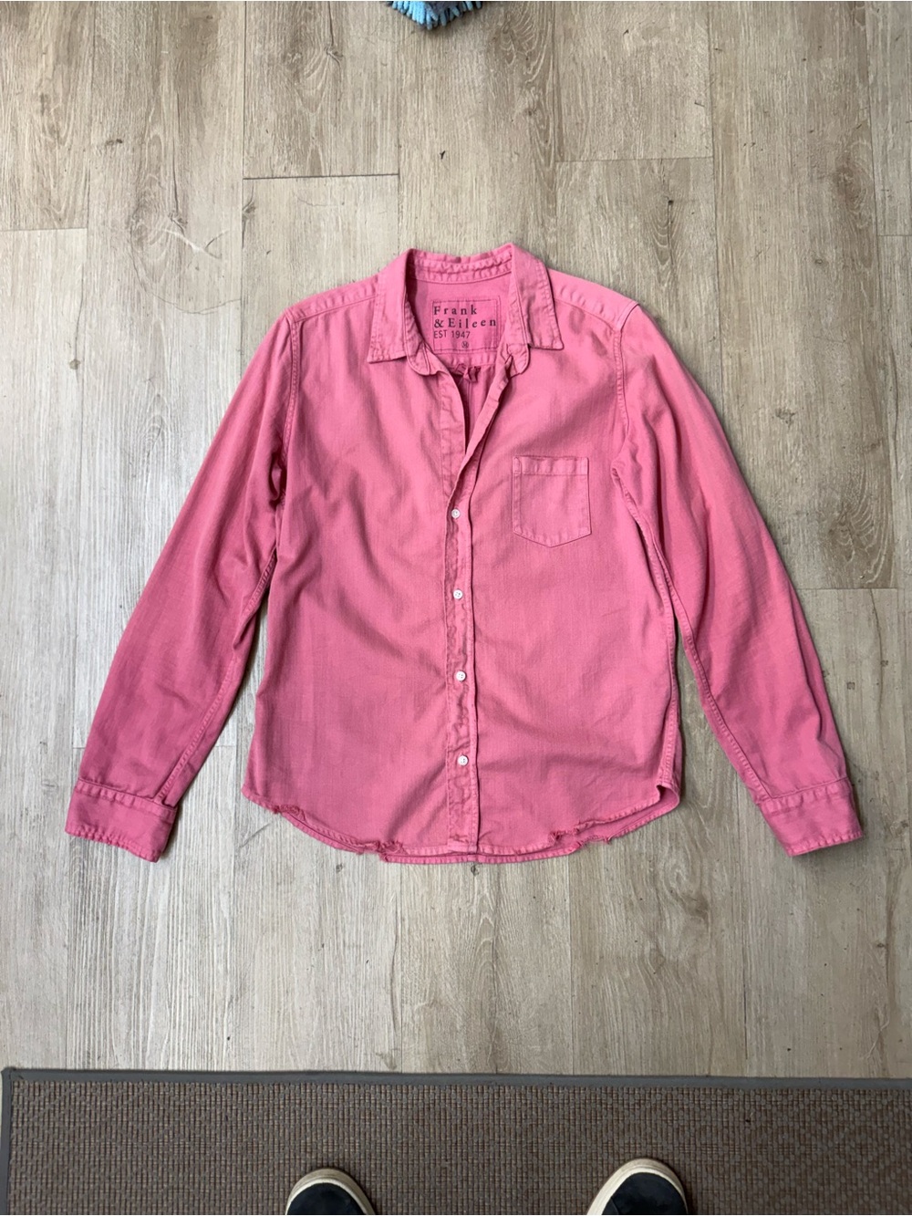FRANK & EILEEN  Bany Button-Up Shirt Pink Medium